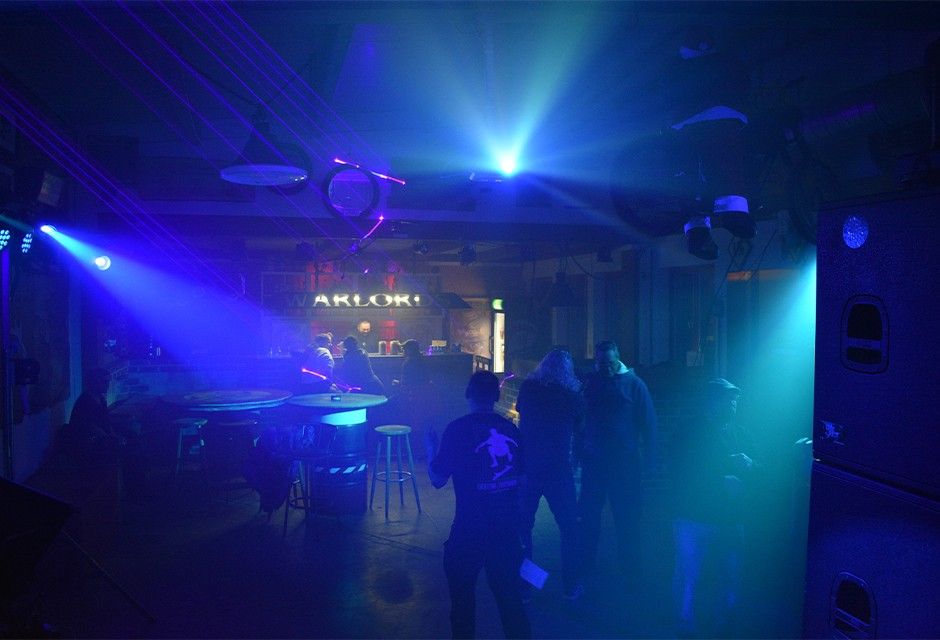 Straight Vision   WL 17